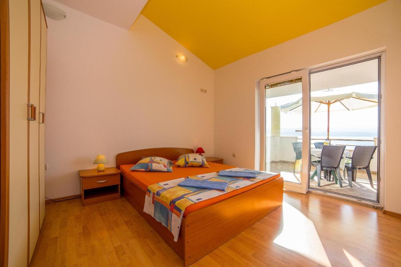 לוקבה Apartments Emil מראה חיצוני תמונה